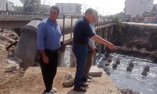محافظ الشرقية يتفقد اعمال التطوير والتوسعة الجارية بمنطقة كوبري أبو طبل