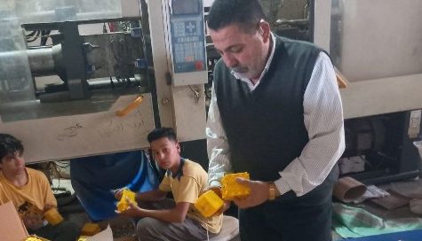 ضبط (٣) طن مستلزمات إنتاج أدوات كهربائية مجهولة المصدر داخل أحد المصانع بنطاق مركزبلبيس