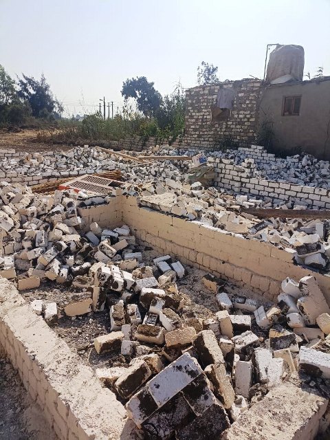 الأجهزة التنفيذيةبالشرقية تنفذ حملات لإزالة التعديات على الأراضى الزراعية وحرم الشوارع