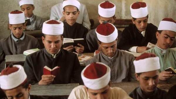 بعد قرارات وزير التعليم.. الأزهر يكشف مصير امتحانات الشهادات والنقل