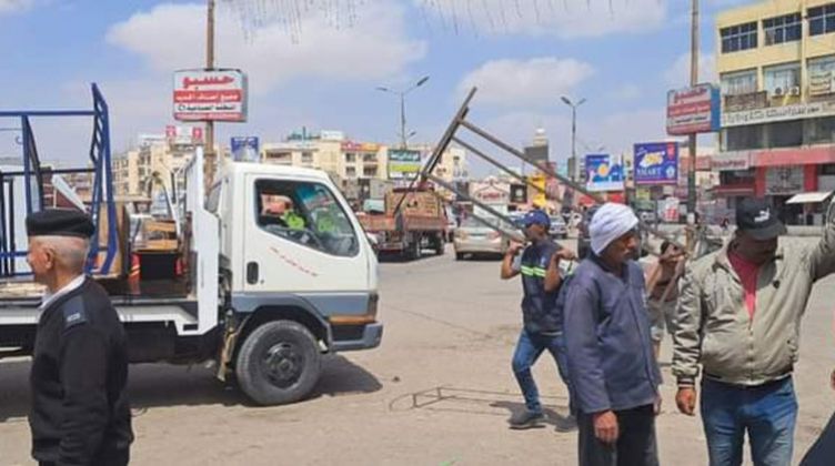 إزالة إشغالات وتعديات بمناطق الأردنية وصيدناوي بالعاشر من رمضان