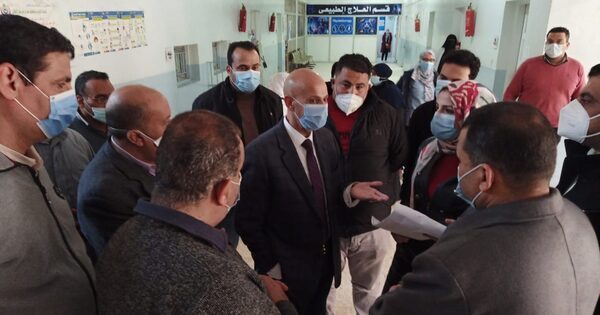 وكيل وزارة الصحة يتفقد أعمال التطوير بمستشفي كفر صقر