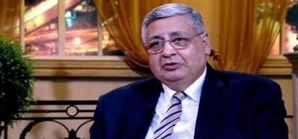 الدكتور محمد عوض تاج الدين: الرئيس السيسي يتبع سياسة حكيمة في توطين الصناعات
