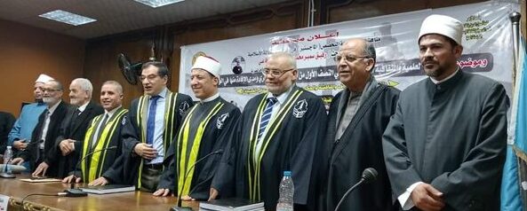 مجلس اداره مركز شباب بيرعماره يهنئ الشيخ “رفيق سمير أبو حبيبة الأزهرى”حصوله على الماجستير
