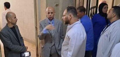 مكافآت ونقل أثناء متابعة وكيل وزارة الصحة بالشرقية لسير العمل بمستشفى بمنيا القمح المركزي