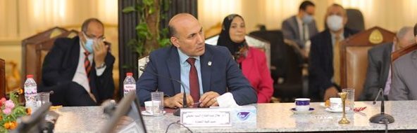 تعميم استخدام خلايا الطاقة الشمسية على مباني جامعة الزقازيق