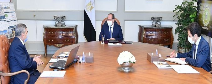 بالصور..الرئيس السيسي يتابع أداء ونشاط هيئة قناة السويس