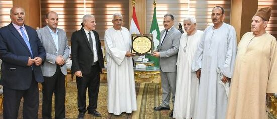 محافظ الشرقية.. يستقبل وفداً من القطاع الزراعي لتقديم التهنئة بالعيد القومي للمحافظة