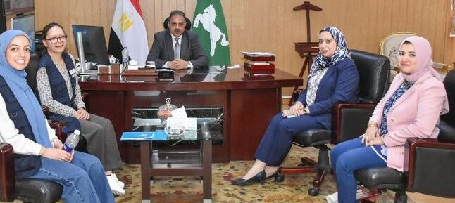 محافظ الشرقية يلتقي رئيس قطاع التعليم بمكتب اليونسكو الإقليمي بالقاهرة