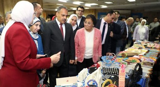 محافظ الشرقية يترأس إجتماع المجلس الإقليمي للسكان بمكتبة مصر العامة بالزقازيق