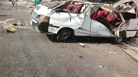 إصابة 23 شخصا من مركز أبو حماد إثر حادث تصادم بين سيارتين