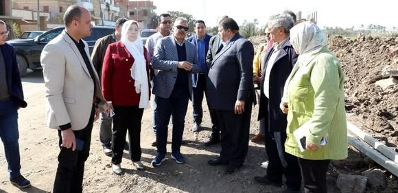 محافظ الشرقية يختتم جولته بمركز ديرب نجم بمتابعة رصف ورفع كفاءة طريق ديرب نجم/ ميت غمر