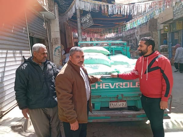 تموين الشرقية :ضبط 2 طن و 700 كيلو دقيق بلدي مدعم قبل بيعه بالسوق السوداء بمركز ههيا