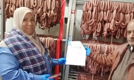 ضبط 2 طن و 500 مواد غذائية مجهولة المصدر ومنتهية الصلاحية و 3000 لتر سولار ببلبيس