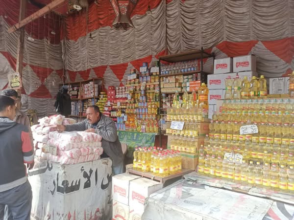 إقامة “سوق اليوم الواحد” بمشتول السوق وبلبيس ومنيا القمح لبيع السلع بأسعار مخفضة