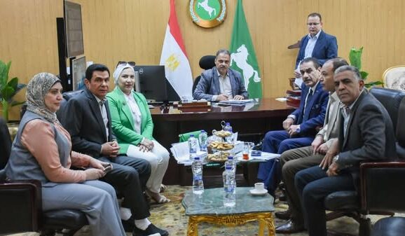 محافظ الشرقية يلتقي نواب البرلمان لإستعراض وحل مشاكل دوائرهم