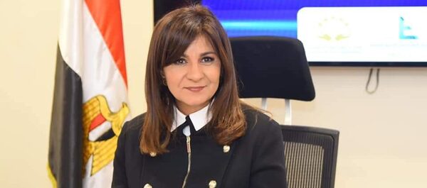 وزيرة الهجرة :شروط التأمين على المصريين بالخارج وخطوات التسجيل