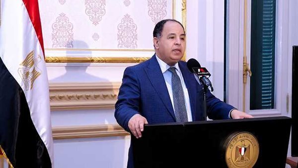 وزير المالية لـ أصحاب المشروعات: «اللي فات مات»