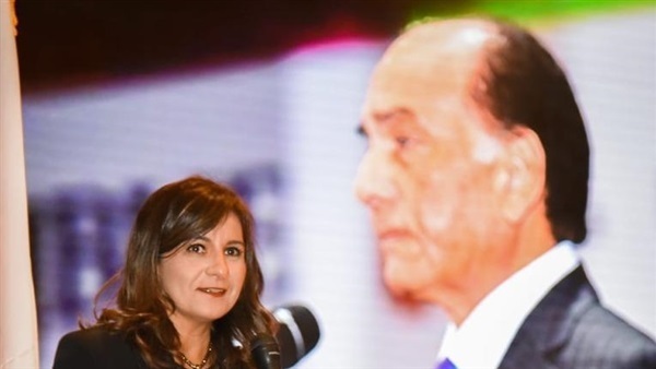 وزيرة الهجرة تعلن تكريم اسم الراحل محمد فريد خميس بـ«مصر تستطيع بالصناعة»