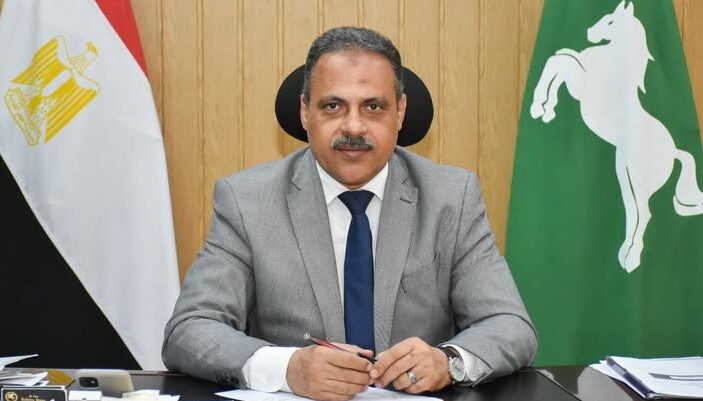 محافظ الشرقية: توفير ٣٧٦١ فرصة عمل داخل (١١) مصنع وشركة تابعين للقطاع الخاص