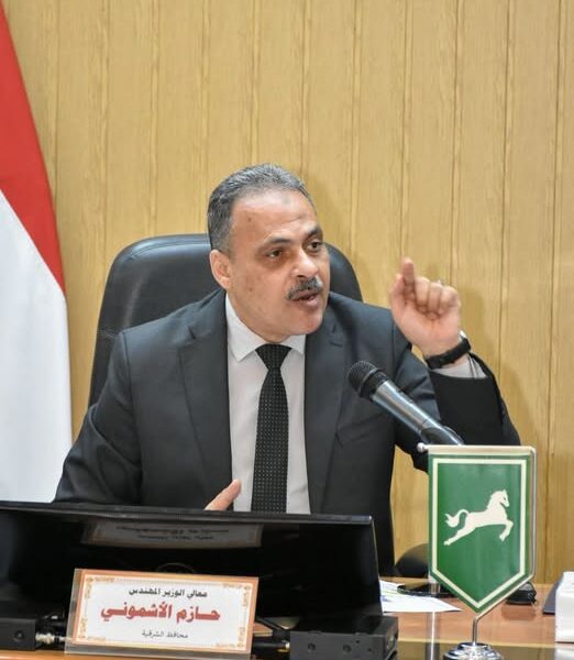 محافظ الشرقية يأمر رؤساء المراكز والمدن والأحياء بسرعة شفط وكسح مياه الامطار
