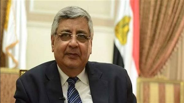 مستشار الرئيس يعلن توافر دواء كورونا بالصيدليات اليوم