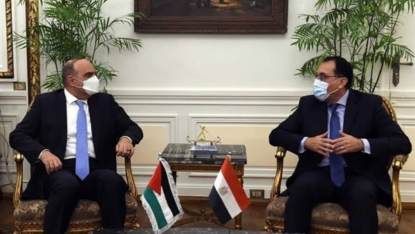 مدبولى يبحث تعزيز التعاون مع سفير المملكة الأردنية لدى مصر