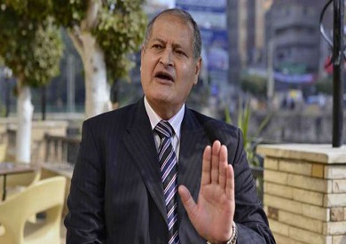رئيس مصلحة السجون الأسبق يكشف تفاصيل ساعة كاملة رفض فيها مبارك دخول سجن طرة