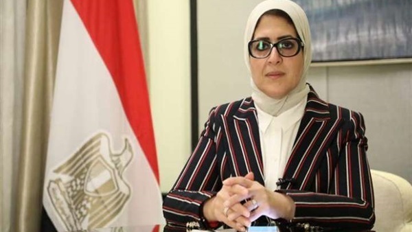 فيديو.. وزيرة الصحة تتحدى الشعب المصري في غسل اليدين