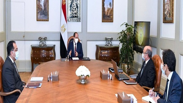 الرئيس عبد الفتاح السيسي يوجه بتأجيل تطبيق تعديلات قانون الشهر العقاري