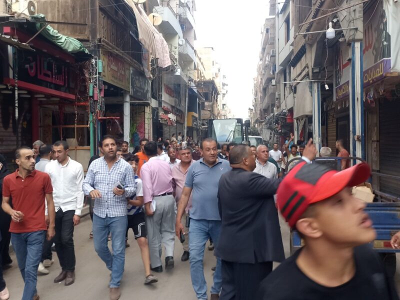 تكثيف حملات رفع الإشغالات وتراكمات القمامة واستعادة المظهر الحضاري بشارع مولد النبي