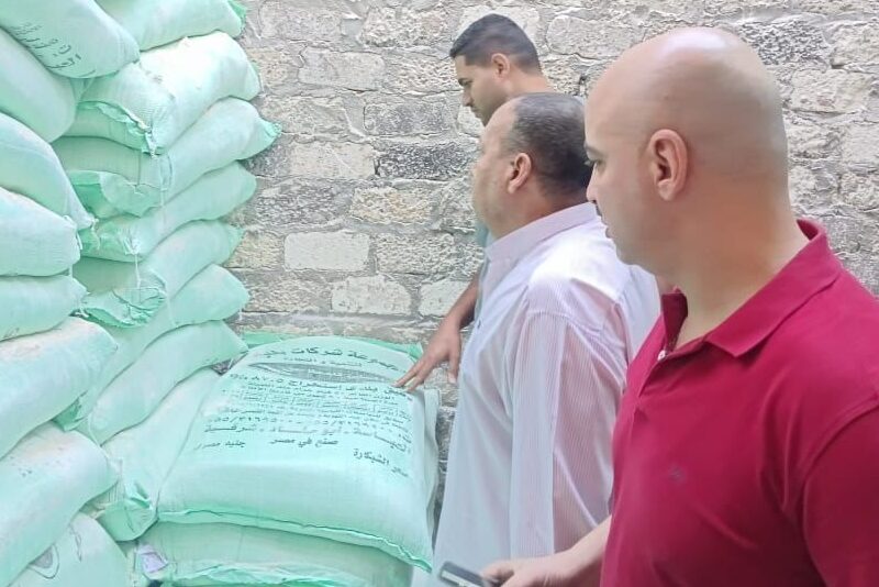 تموين الشرقية يضبط (٤.٥) طن دقيق بلدى لإعادة بيعه بالمخابز السياحية بمدينة الحسينية