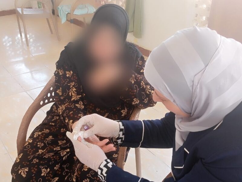 محافظ الشرقية يشيد بجهود الفرق الطبية المشاركة بمبادرة رعاية بلا حدود “لكبار السن وذوى الهمم “