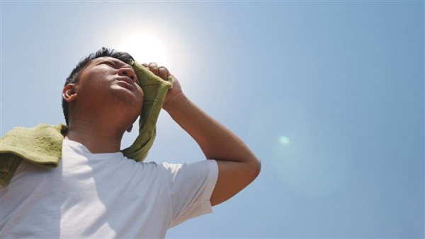 هيئة الأرصاد تكشف موعد انخفاض درجات الحرارة.. فيديو