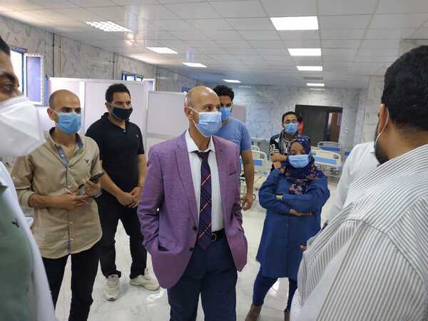 وكيل وزارة صحة الشرقية يطلب سرعة تركيب جهاز الأشعة المقطعية بالصدر ويشكر المجتمع المدني