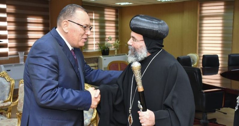 محافظ الشرقية يستقبل وفدًا كنسيًا للتهنئة بعيد الأضحى