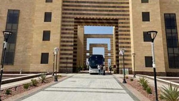 بدء التقدم للالتحاق بالجامعات الخاصة والأهلية بتنسيق.. اليوم