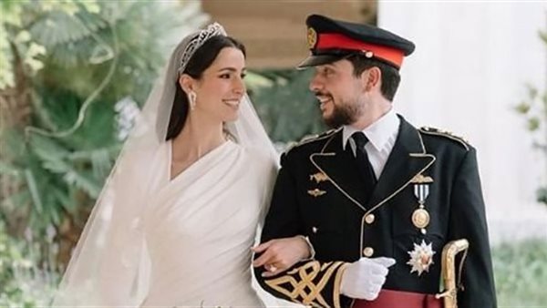 أول رسالة من ولي عهد الأردن بعد زفافه: “أحمد الله على رجوة”