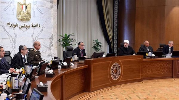 الحكومة توافق على 10 قرارات مهمة تَسُرُّ المصريين
