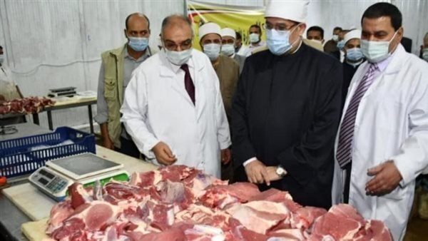 توزيع 18 طنًا من لحوم أضاحي الأوقاف اليوم