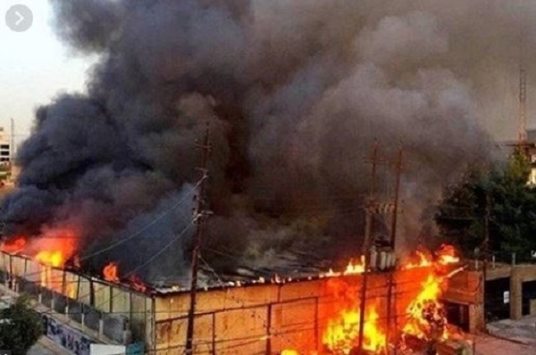 حريق مصنع بطاطين في المنطقة الصناعية الثالثة بالعاشر من رمضان