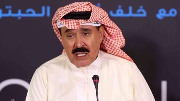 عميد الصحافة الكويتية يعلق على واقعة “حرق العلم”