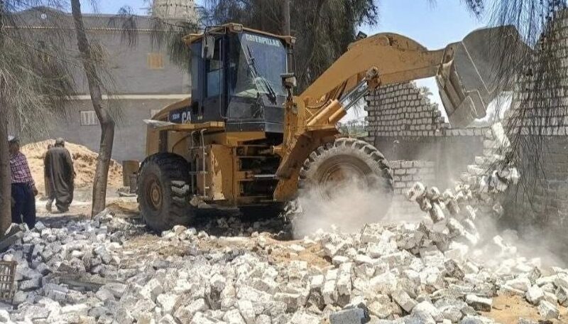 محافظ الشرقية: انطلاق المرحلة الثانية من “الموجة ٢٩” وإزالة ٢٢ حالة تعدي بالشرقية