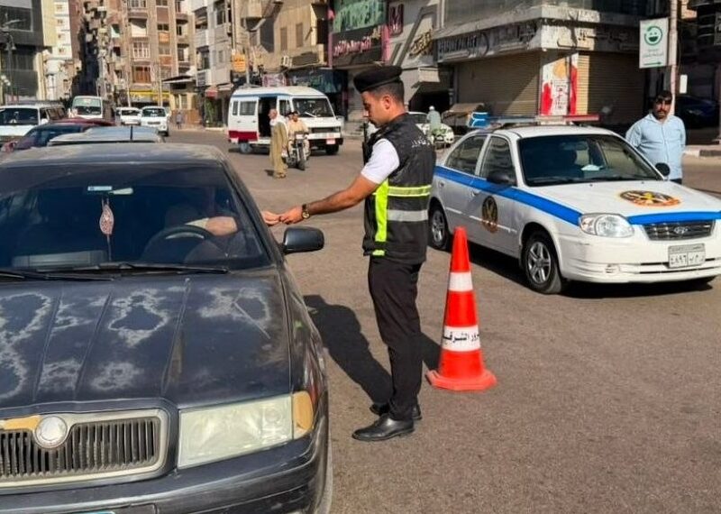 تمركزات مرورية مكثفة بشوارع مدن ومراكز الشرقية لتحقيق السيولة والإنضباط المروري