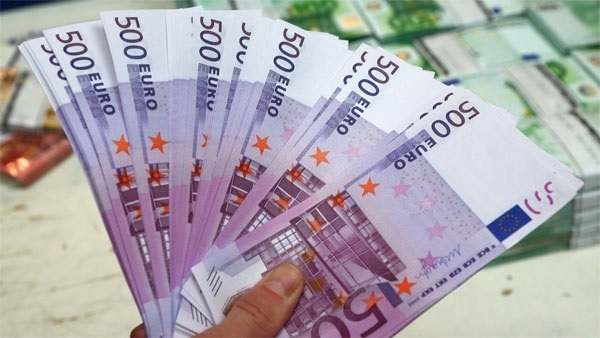 سعر اليورو اليوم الإثنين 25-1-2021 فى البنوك المصرية