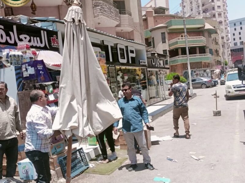 الشرقية تواصل حملاتها المكثفة لإزالة الإشغالات والتعديات واستعادة الانضباط بالشوارع