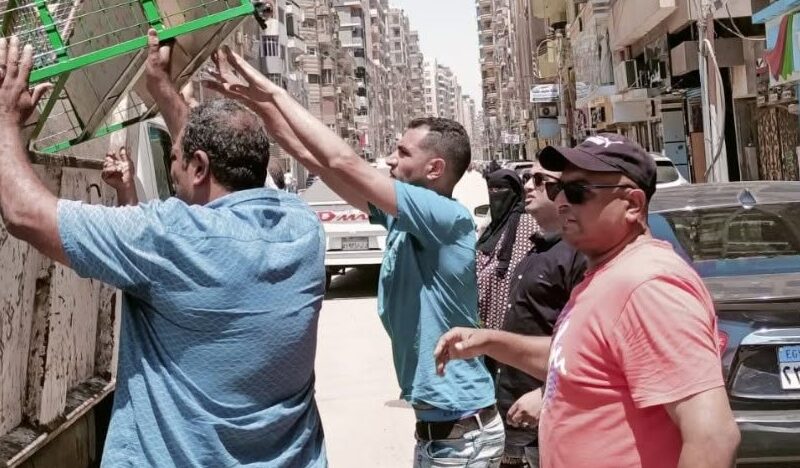 محافظةالشرقية: تواصل حملاتها المكثفة لإزالة الإشغالات والتعديات واستعادة الإنضباط بالشوارع