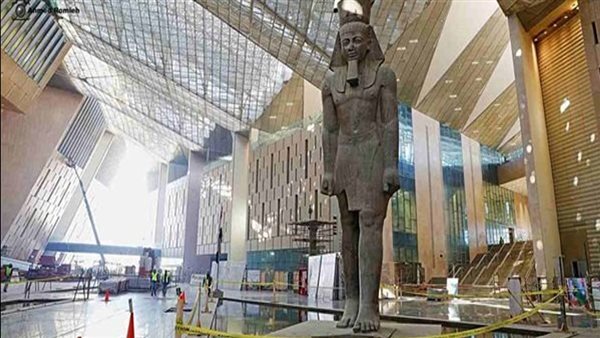 الدكتور خالد العناني: يكشف موعد افتتاح المتحف المصري الكبير.. فيديو