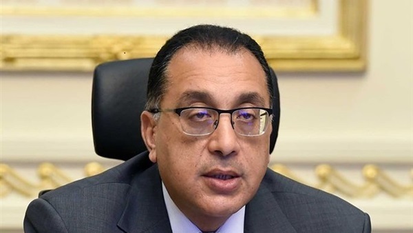 الحكومة تنفى ماتداول بشأن إلزام طلاب الثانوية تسليم أجهزة التابلت للوزارة