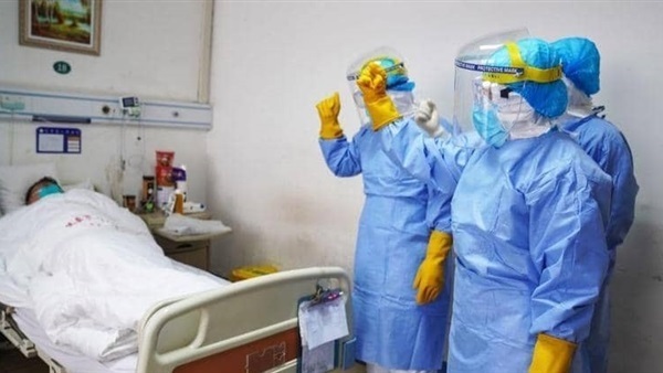 خط الدفاع الأول.. استشهاد 3 أطباء وإصابة 43 آخرين بفيروس كورونا